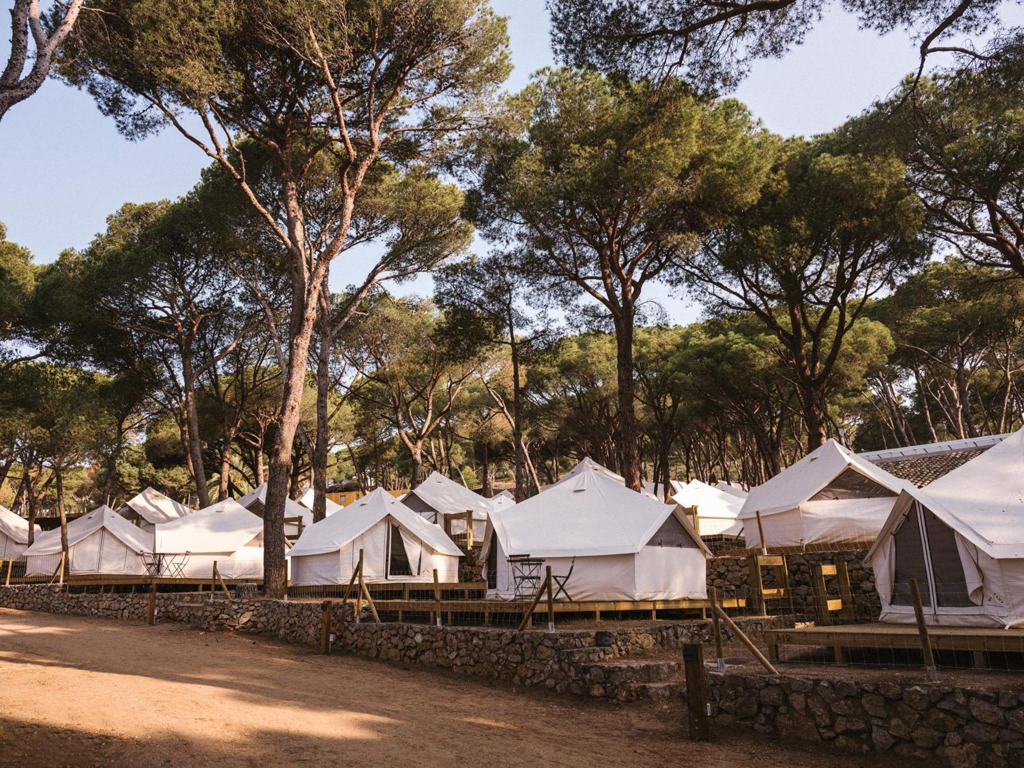 Hotel Wecamp Cala Montgo L' Escala Esterno foto